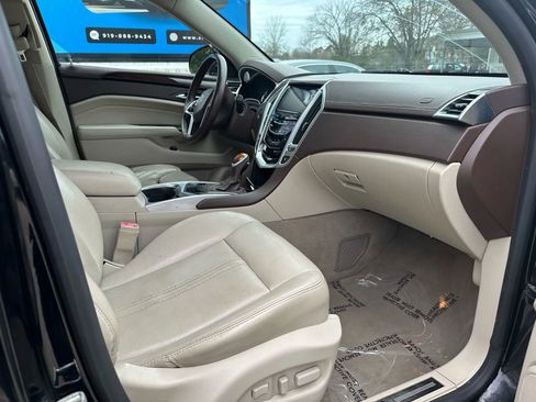 Used 2016 Cadillac SRX Luxury image 18