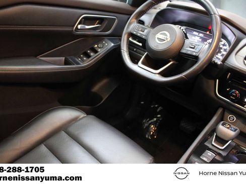 Used 2021 Nissan Rogue SV w/ Premium Package FWD image 10