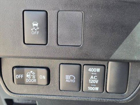 Used 2023 Toyota Tacoma TRD Off-Road w/ Technology Package RWD image 13