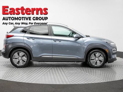 Used 2020 Hyundai Kona Ultimate w/ Cargo Package FWD image 4