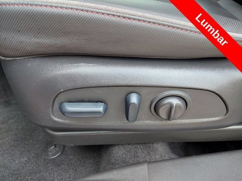 Used 2023 Chevrolet TrailBlazer RS AWD/4WD image 13