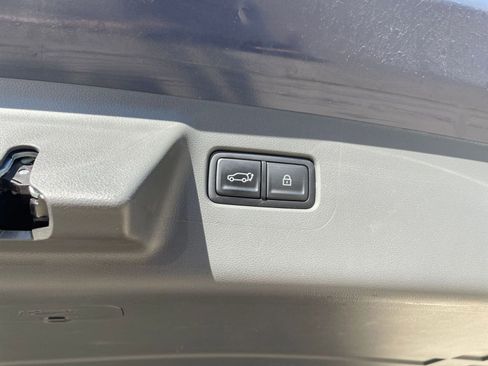 Used 2025 Hyundai Santa Fe SEL image 23