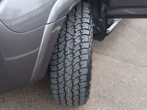 Used 2020 Toyota 4Runner SR5 Premium image 37