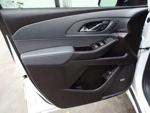 Used 2020 Chevrolet Traverse Premier image 23