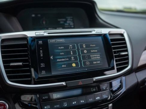 Used 2016 Honda Accord EX-L image 21