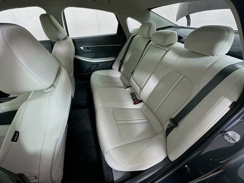 Used 2025 Hyundai Sonata SEL FWD image 26
