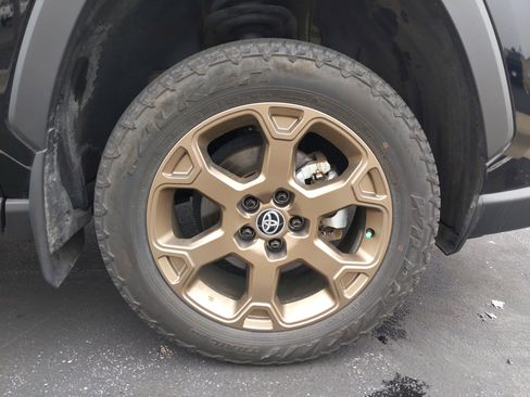 Used 2024 Toyota RAV4 AWD Hybrid image 13