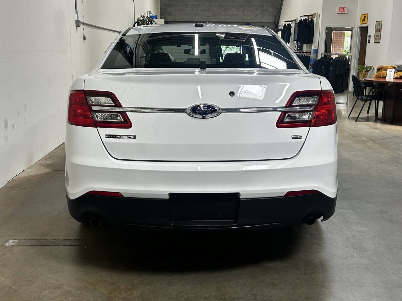 Used 2016 Ford Taurus Police Interceptor AWD image 8