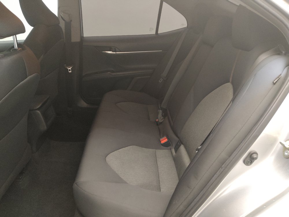 Used 2019 Toyota Camry LE FWD image 18
