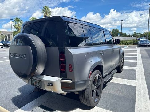 Used 2024 Land Rover Defender 110 S AWD/4WD image 4