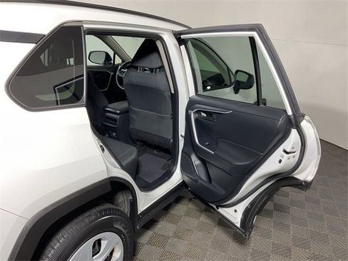 Used 2019 Toyota RAV4 LE w/ Carpet Mat Package image 30
