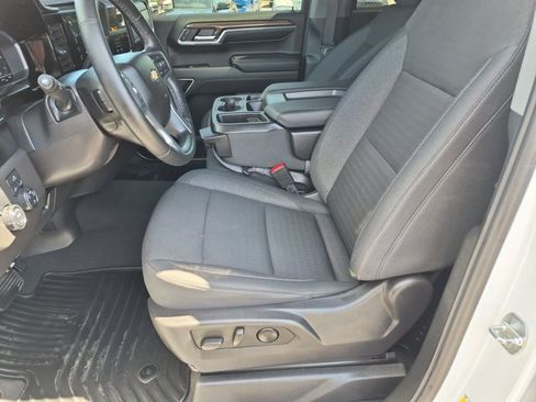 Used 2024 Chevrolet Silverado 1500 LT RWD image 22