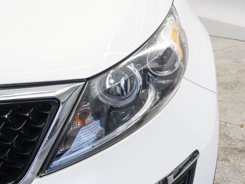 Used 2016 Kia Sportage LX image 12