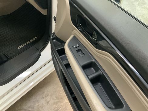 Used 2021 Honda Odyssey Elite image 26