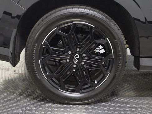 New 2026 INFINITI QX80 4WD image 12