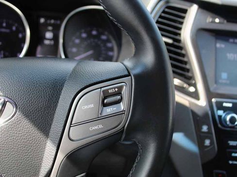 Used 2017 Hyundai Santa Fe Sport AWD/4WD image 19