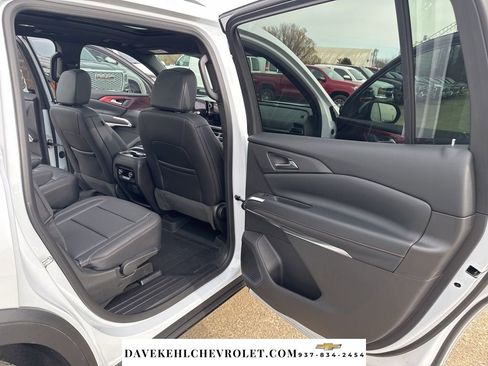 Used 2026 Chevrolet Traverse Z71 w/ Driver Confidence Package image 24