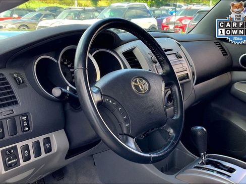 Used 2009 Toyota Tacoma PreRunner RWD image 12