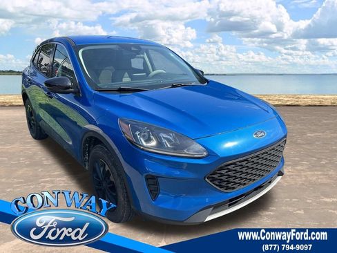 Used 2021 Ford Escape SE AWD/4WD image 1