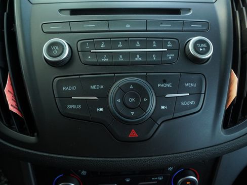 Used 2018 Ford Escape SE FWD image 17
