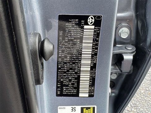 Used 2024 Toyota Corolla LE image 27