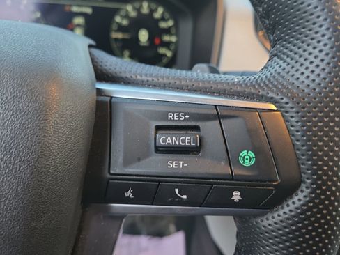 Used 2024 Mitsubishi Outlander SEL image 20