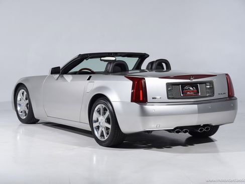 Used 2006 Cadillac XLR image 5