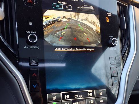 Used 2024 Subaru Outback Premium image 17