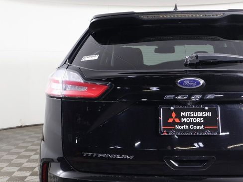 Used 2022 Ford Edge Titanium image 13