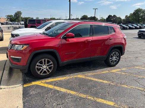 Used 2020 Jeep Compass Latitude AWD/4WD image 2