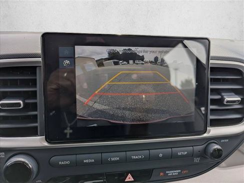 New 2026 Hyundai Venue SEL FWD image 18