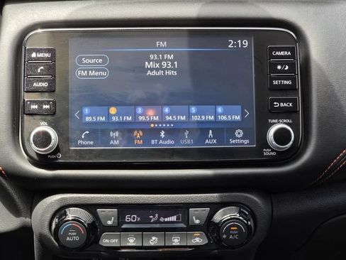 Used 2022 Nissan Kicks SR w/ Premium Package FWD image 14