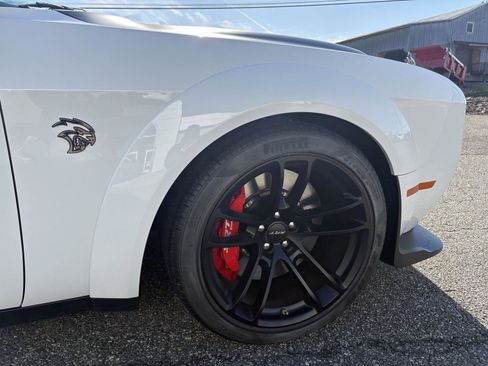 Used 2021 Dodge Challenger SRT Hellcat Redeye image 5