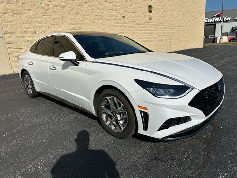 Used 2022 Hyundai Sonata SEL w/ Convenience Package FWD image 7