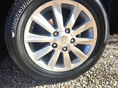 Used 2010 Lexus LX 570 4WD image 37