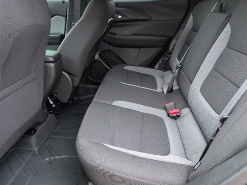 New 2026 Chevrolet TrailBlazer LT w/ Convenience Package FWD image 6