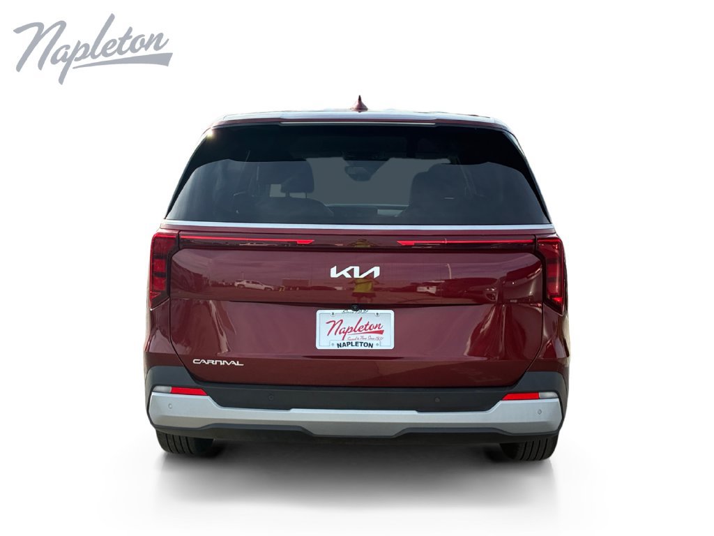 Used 2025 Kia Carnival FWD image 4
