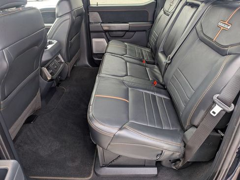 Used 2023 Ford F250 Platinum AWD/4WD image 18