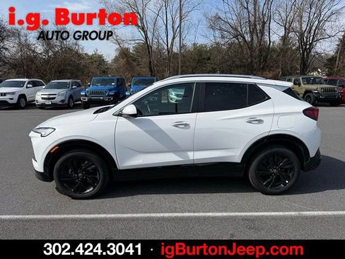 Used 2024 Buick Encore GX Sport Touring image 6