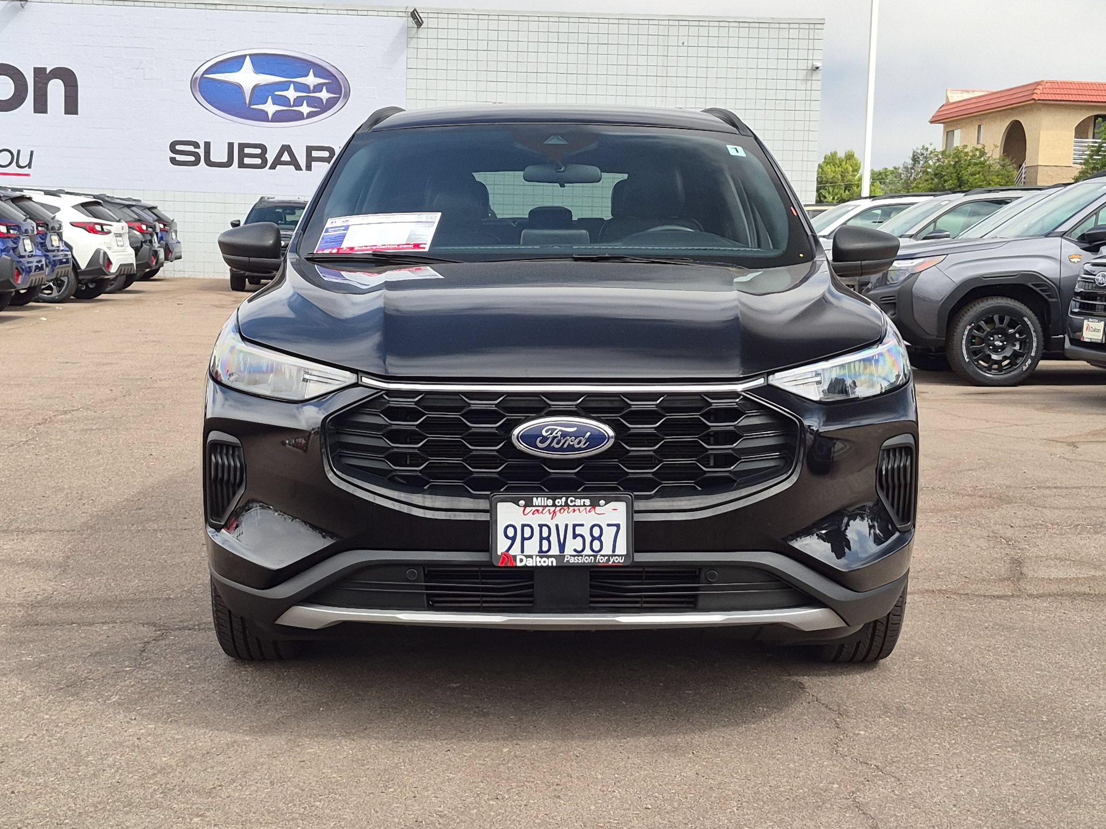 Used 2025 Ford Escape ST-Line FWD image 3