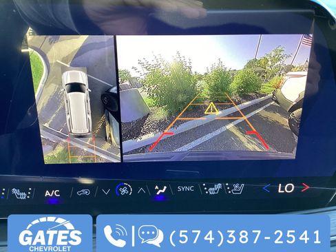 New 2026 Chevrolet Suburban Premier image 16