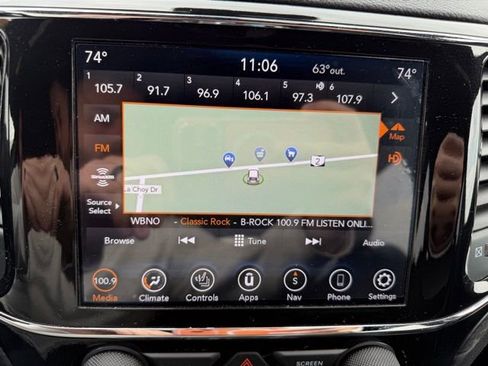 Used 2021 Jeep Grand Cherokee Altitude image 17