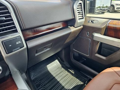 Used 2020 Ford F150 King Ranch w/ Equipment Group 601A Luxury AWD/4WD image 34
