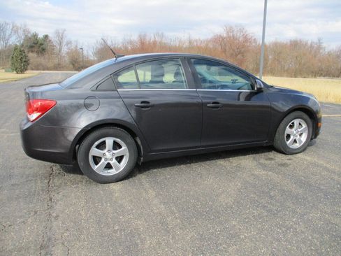 Used 2014 Chevrolet Cruze LT image 10