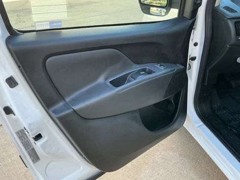 Used 2021 RAM ProMaster City Tradesman SLT FWD image 10