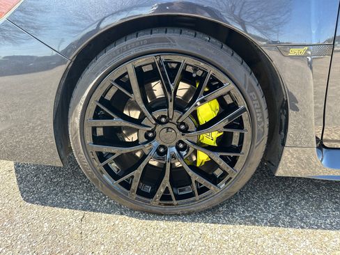 Used 2018 Subaru WRX STI image 10