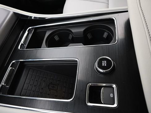 New 2026 Lincoln Aviator AWD image 32