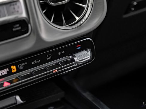 Used 2027 Mercedes-Benz G 63 AMG 4MATIC image 68