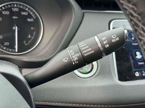 Used 2021 Cadillac XT4 Sport image 20