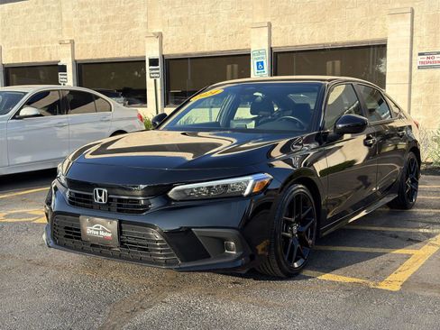 Used 2024 Honda Civic Sport image 3